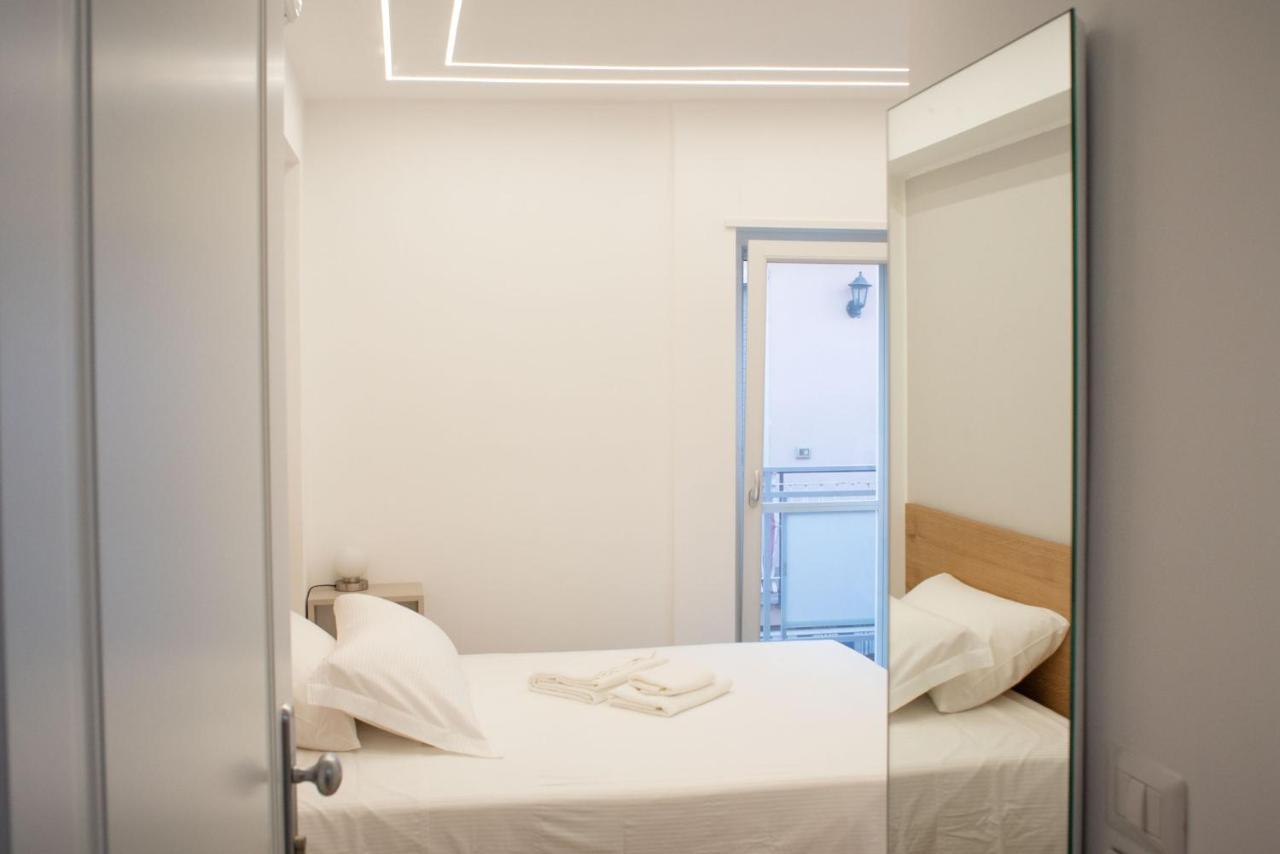 Bed and Breakfast Palazzotto 902 à Crotone Extérieur photo